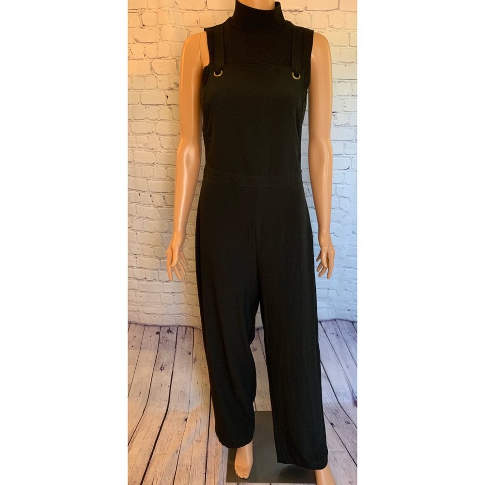 Missguided NWT Stunning Long Black Romper size 4